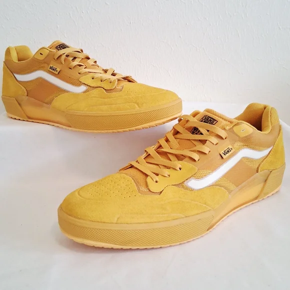 Vans Ave Pro 2.0 Gold Suede Skateboarding